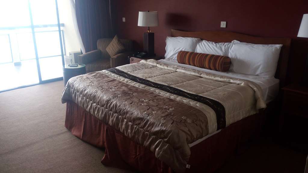 Golden Tulip Essential Kimbima Freetown Hotel Room photo